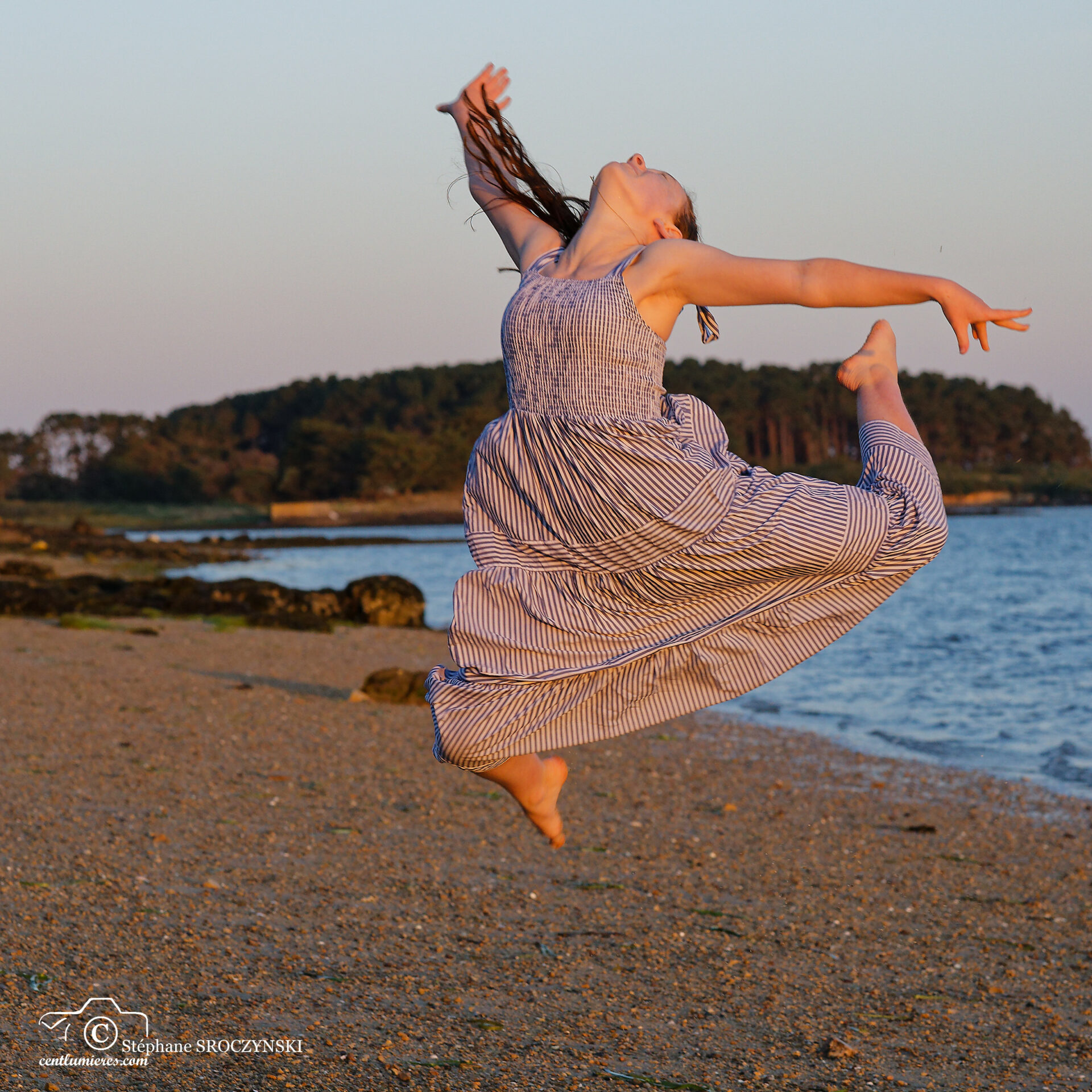 Femme saut